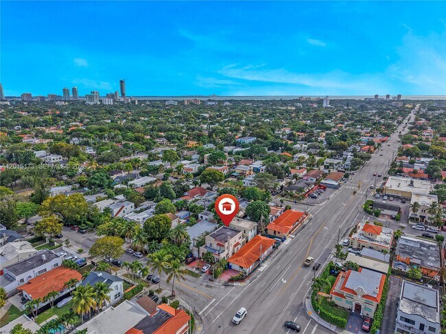 Foto del edificio - 1678 SW 11th St