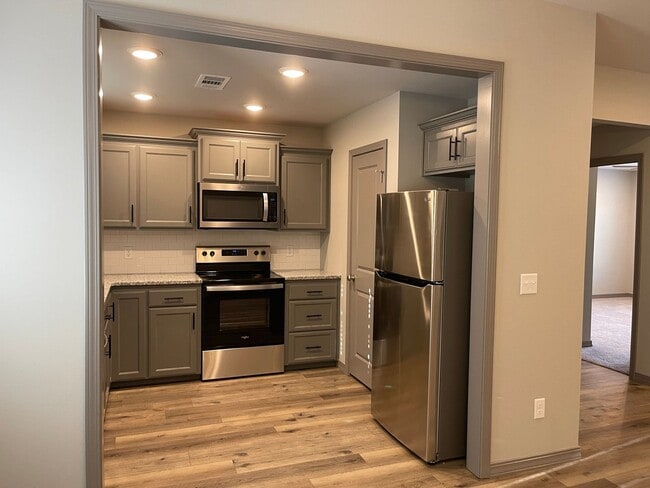 Building Photo - 104 Pr Crk Rd