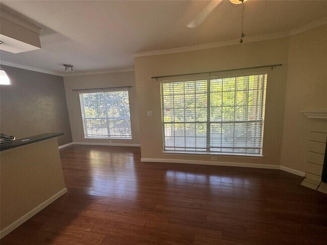 Foto del edificio - 7151 Gaston Ave