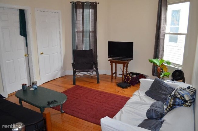 Foto del edificio - 33 Edison Grn