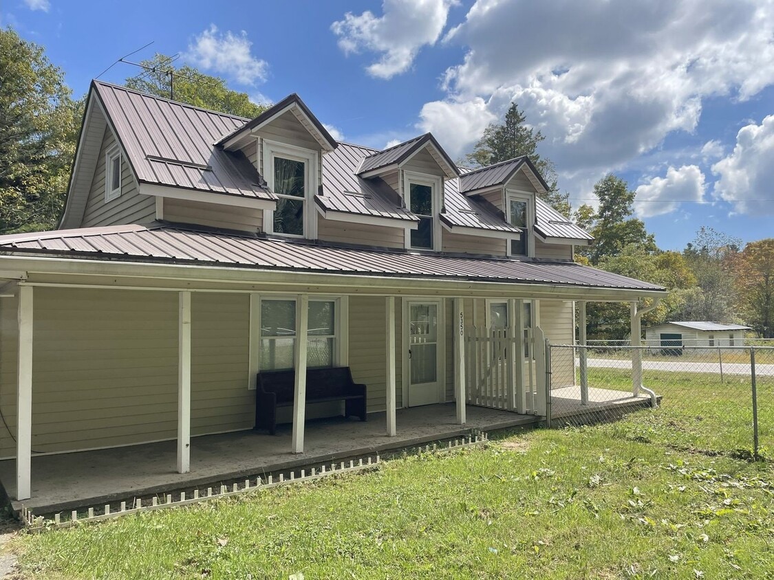 Photo - 5350 HWY 194 N