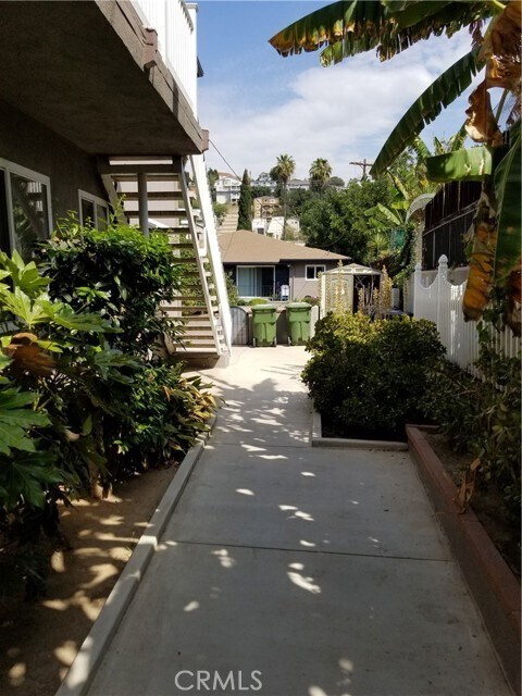 Foto del edificio - 3823 Stockbridge Ave