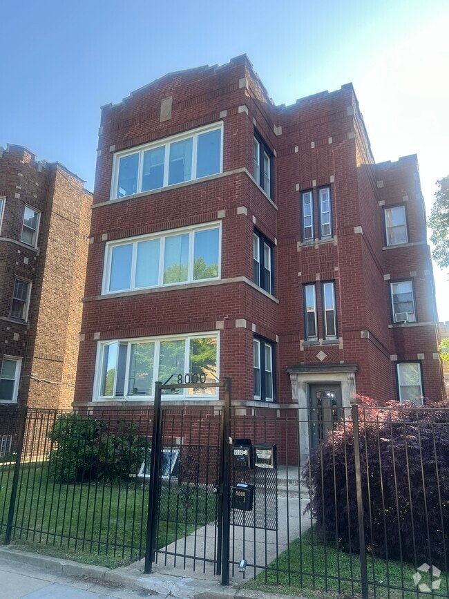 Building Photo - 8000 S Champlain Ave