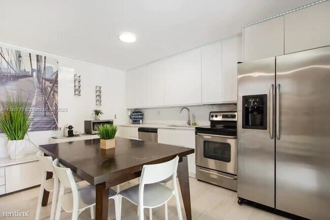 Foto del edificio - 3 br, 3.5 bath House - 846 Michigan Ave Fu...