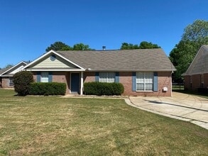 Building Photo - 108 Mara Ct