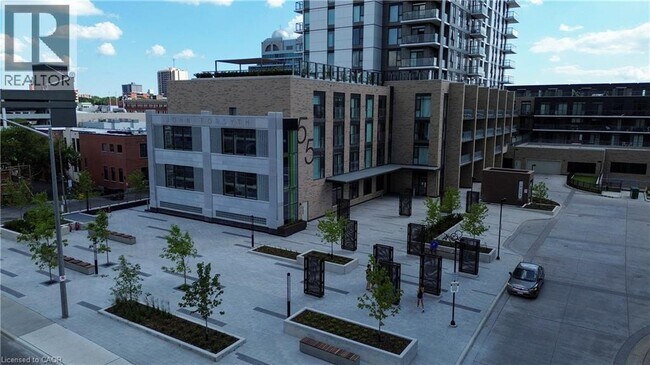 Building Photo - 55 Duke St W