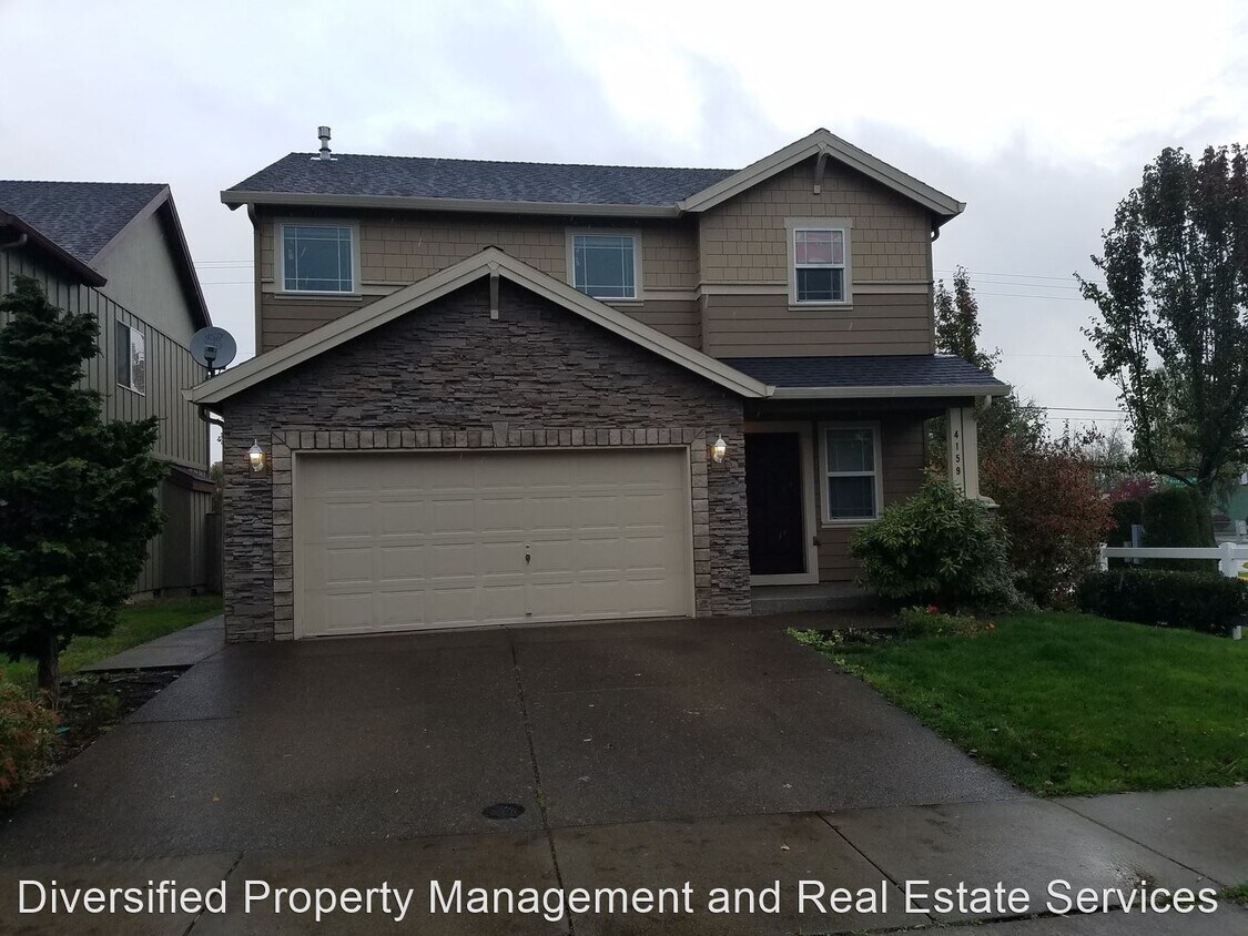 Foto principal - 4159 Thoroughbred Ave SE
