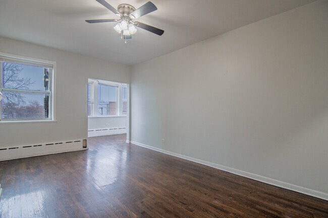 Foto del edificio - 310 S Springfield Ave