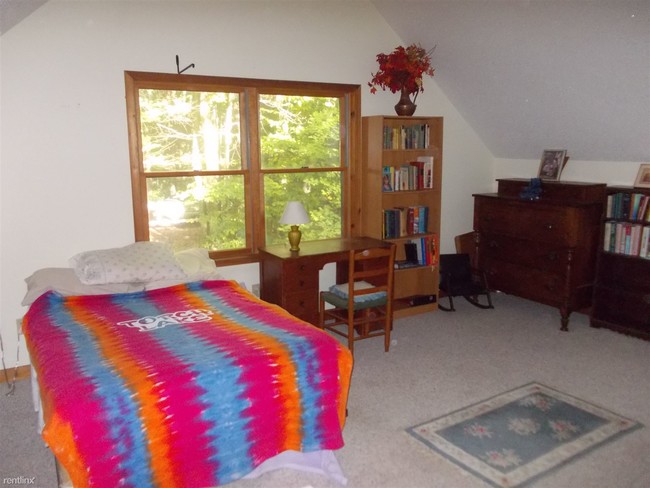 Building Photo - 4067 N East Torch Lake Dr