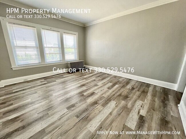 Foto del edificio - 3456 W 117th St