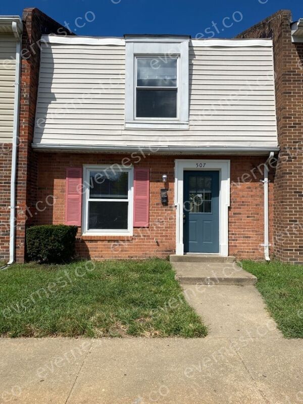 Primary Photo - 507 Harris Ct