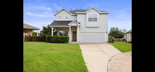 Building Photo - 805 Bedford Ct