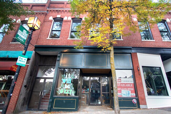 Building Photo - 440 Central Ave