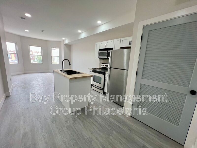 Foto principal - 32 S 62nd St