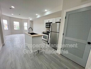 Building Photo - 32 S 62nd St