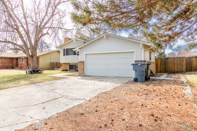 Building Photo - 1543 Cambridge Dr