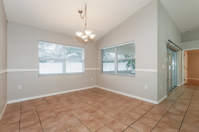 Foto del edificio - 2607 Pine Valley Dr