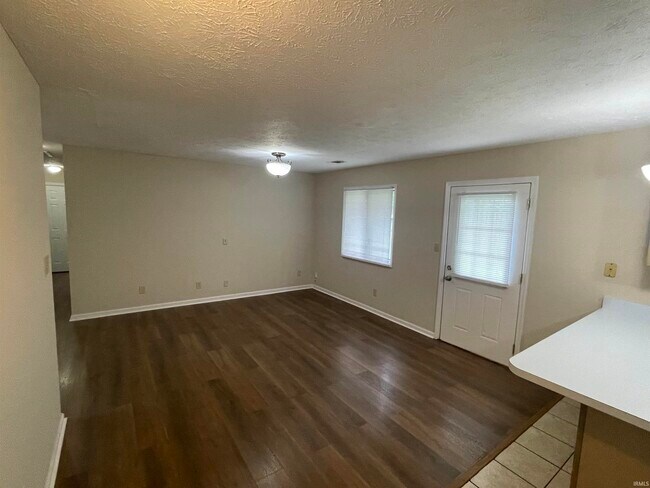 Building Photo - 1608 S Highland Ave