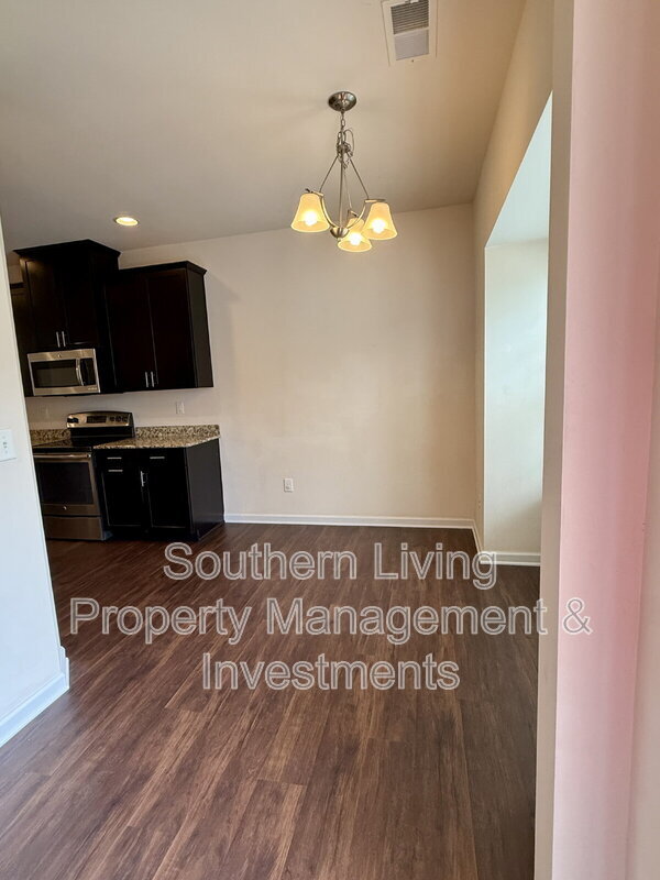 Foto del edificio - 9516 Birkwood Ct