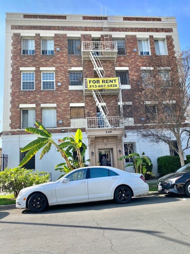 Foto del edificio - Natural Light Studio in Koreatown - Utilit...