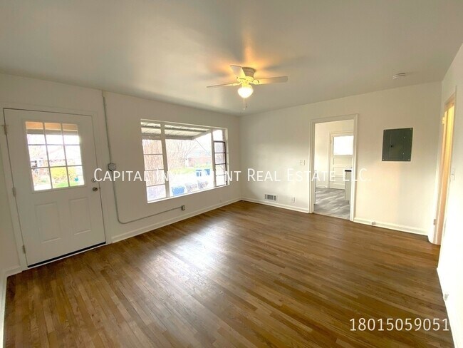 Building Photo - 1813 S 800 E
