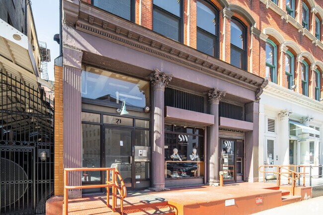 Building Photo - 71 Hudson St