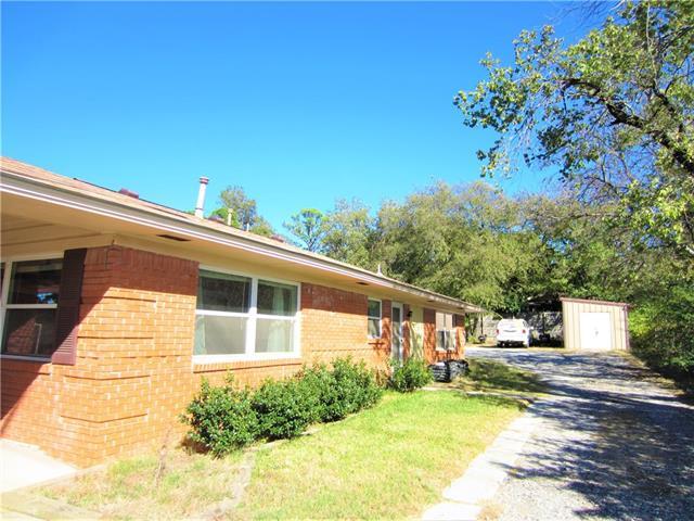 Building Photo - 2406 N Elm St