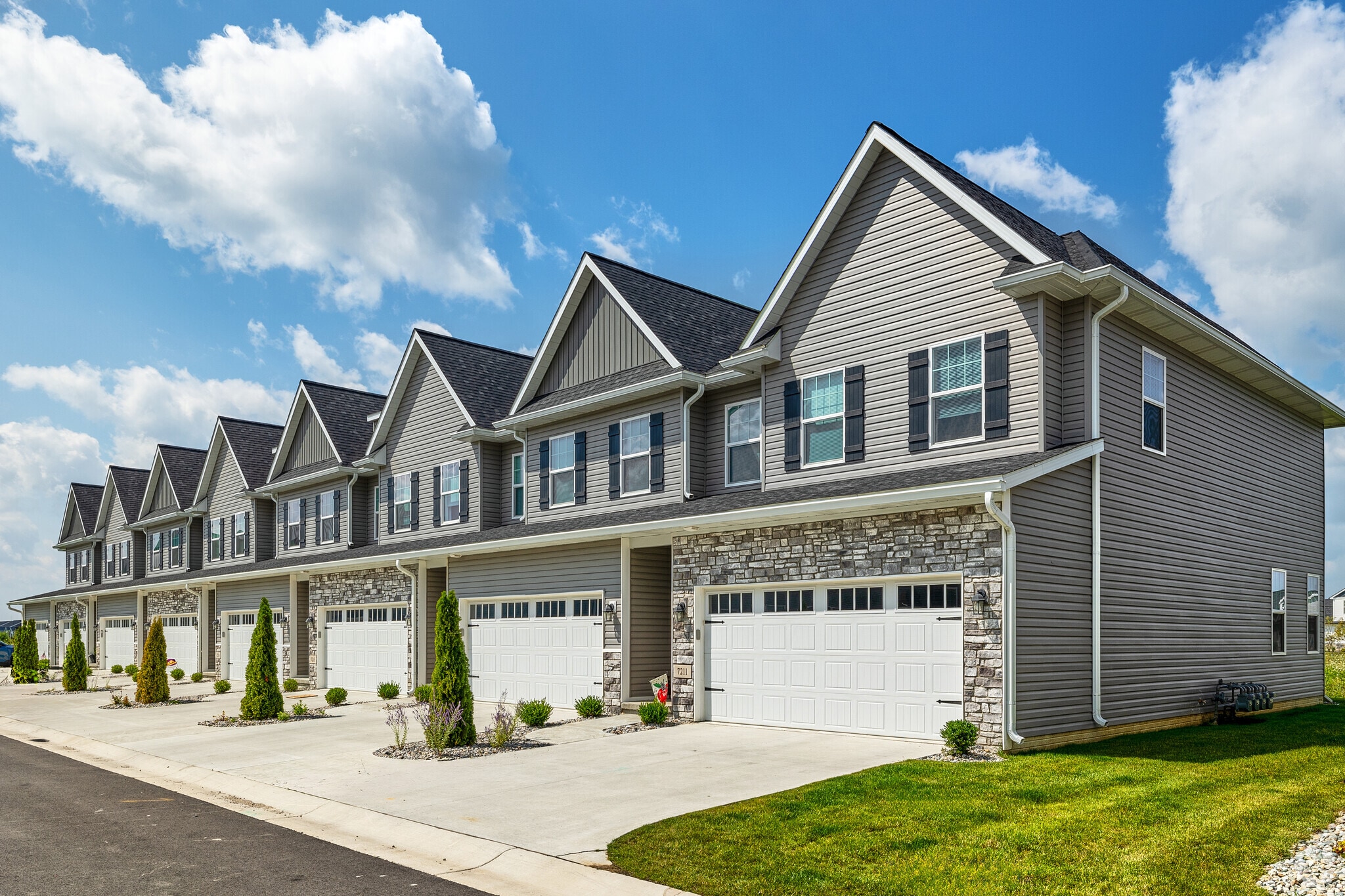 Harbor Town Townhomes – photo 1