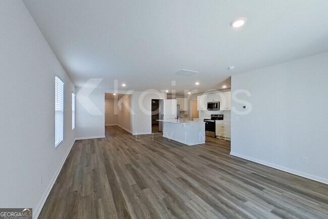 Building Photo - 116 Inez Ave