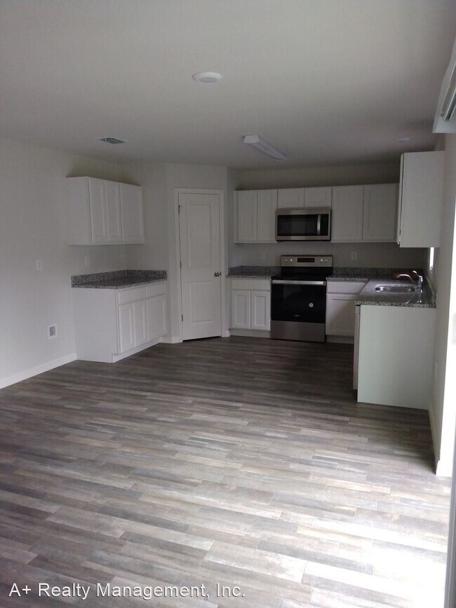 Building Photo - 4 br, 3 bath House - 11374 Marcella Dr.