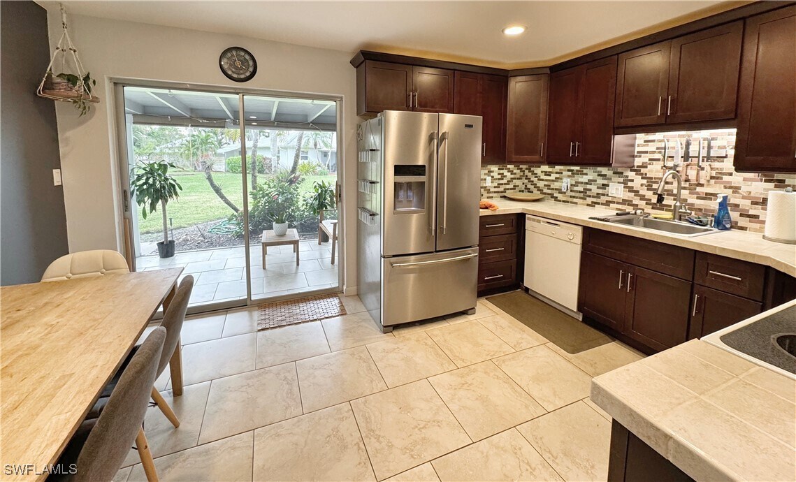 Foto principal - 171 Crown Dr