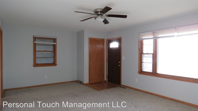 Building Photo - 3 br, 1 bath House - 1020 15 1/2 St N - .
