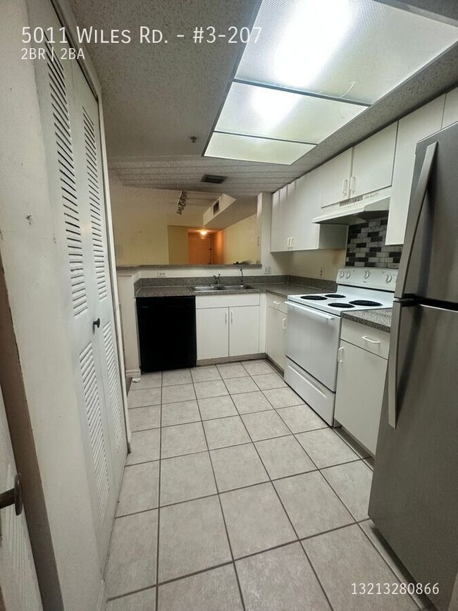 Building Photo - 5011 Wiles Rd