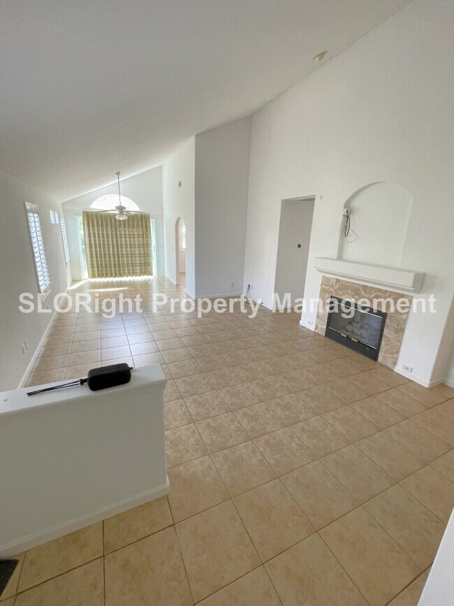 Foto del edificio - AVAILABLE AUGUST- Beautiful 3 Bed / 2 Bath in Nipomo