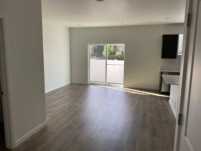 Building Photo - 3638 Glenna Pl