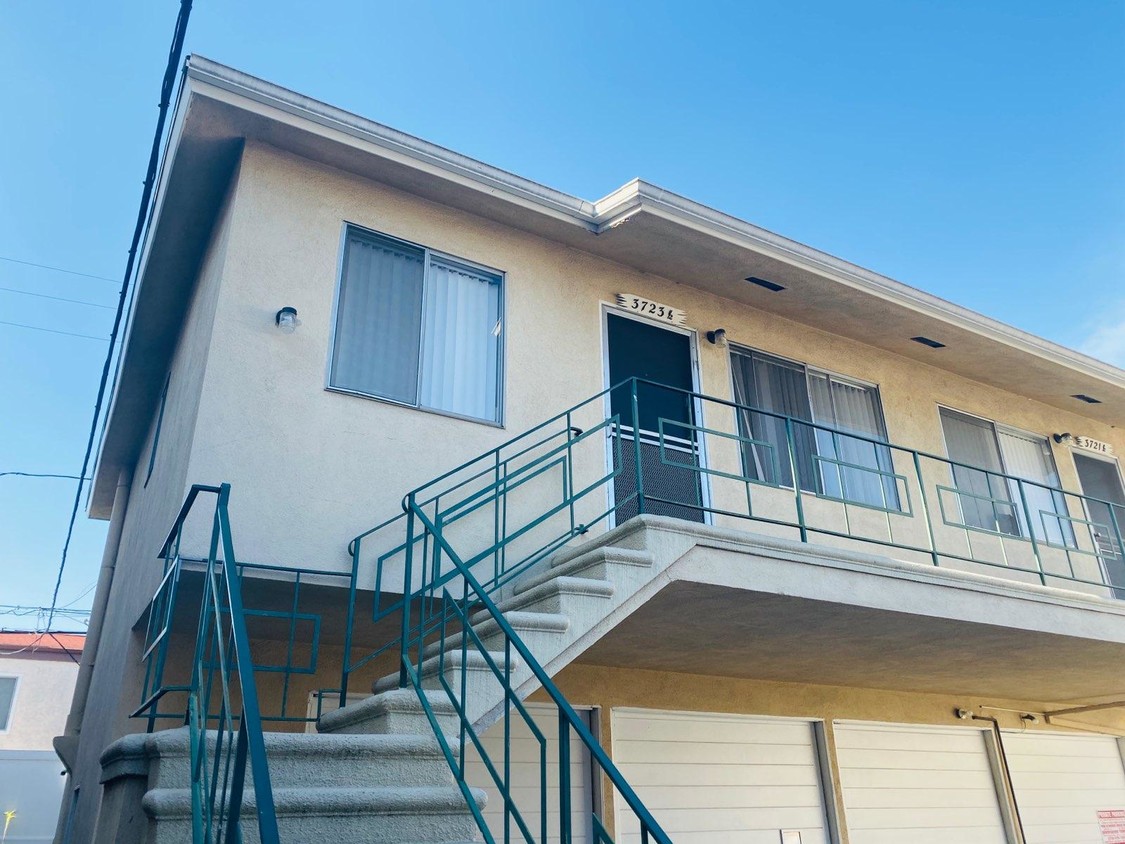 23 1/2 Back Apartment - 3723 Delmas Ter