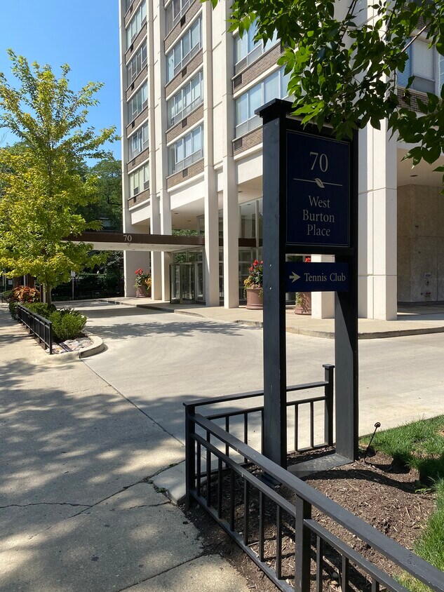 70 West Burton Place - 70 W Burton Plz