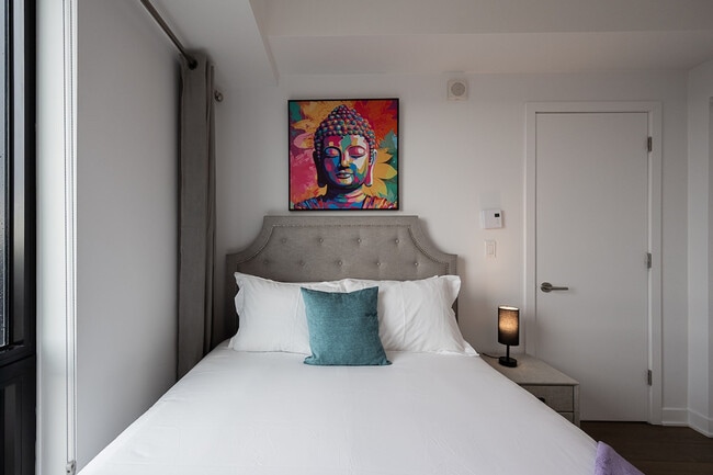 Building Photo - 955 Rue Lucien-L'Allier