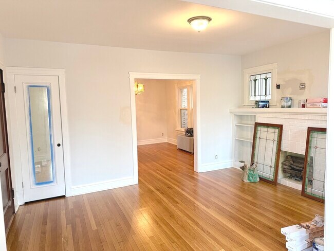 Foto del edificio - 4819 W Addison St