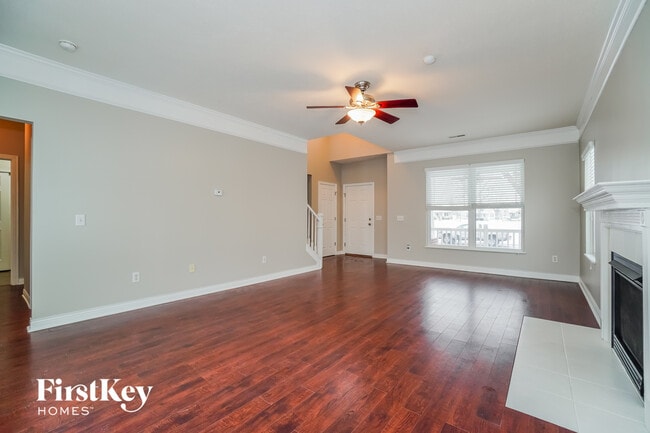 Building Photo - 1936 Seaside Cir