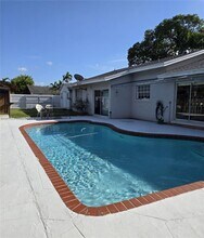 Building Photo - 10625 SW 127th Pl