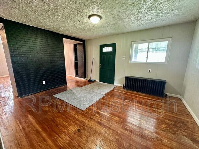 Foto del edificio - 21 Kohlmeyers Ln