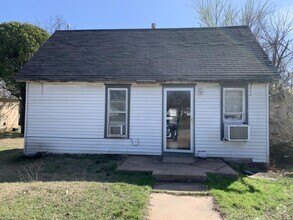 Building Photo - 1224 Delaware