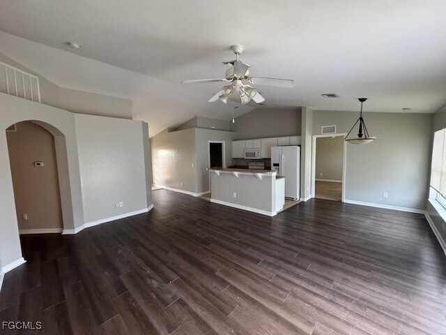 Building Photo - 2132 Chiquita Blvd N