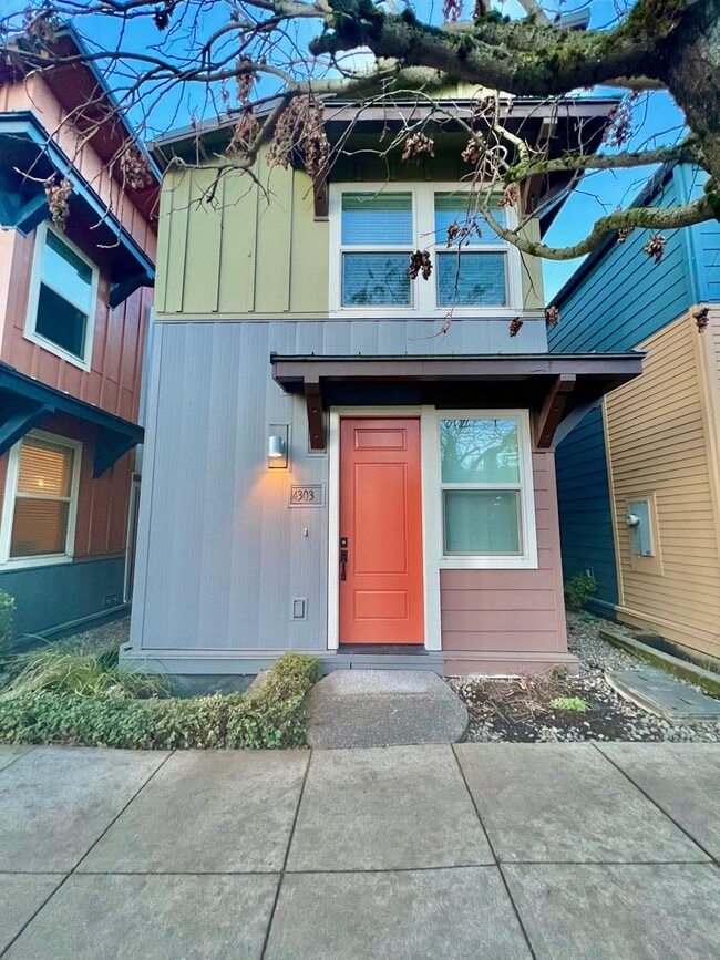 Richmond Neighborhood Condo w/100 bike score on walkscore.com - Richmond Neighborhood Condo w/100 bike score on walkscore.com