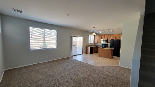 Foto del edificio - 17510 W Lisbon Ln