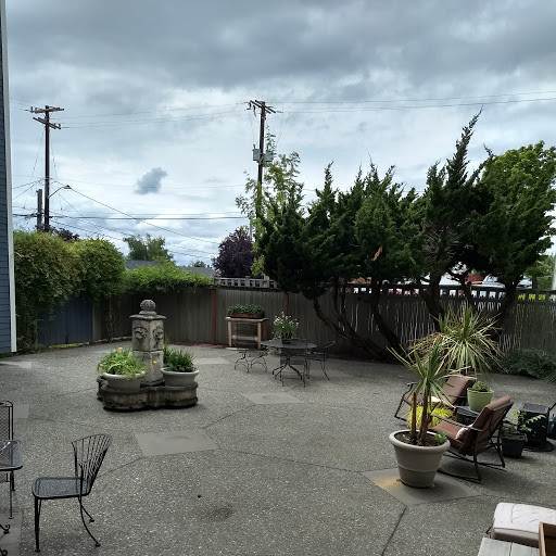 Foto principal - 3504 SW Webster St