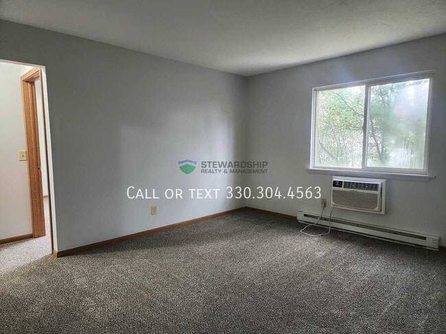 Building Photo - 7270 Stuhldreher St NW