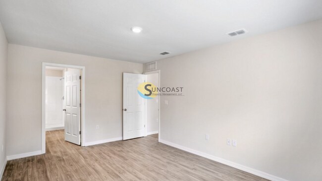Building Photo - Modern Living Awaits: BRAND NEW 4BR/2BA Ho...