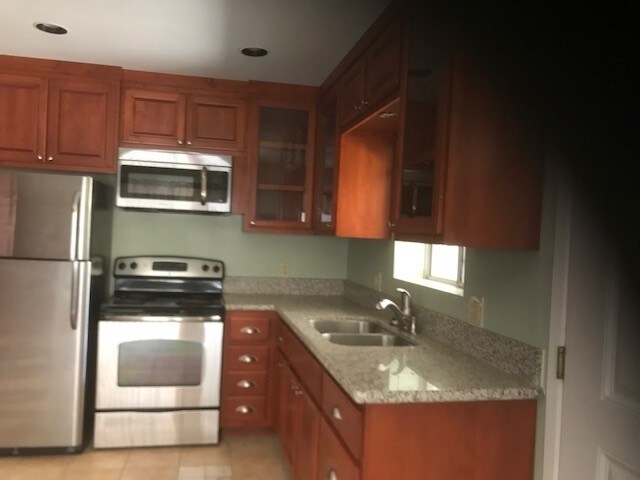 Foto del edificio - 23400 CA-243